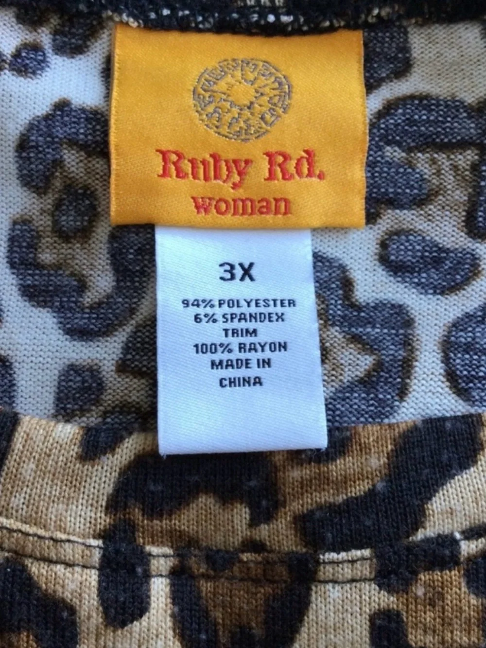 🎉HP🎉 RUBY RD 3/4 Sleeve Leopard Print Handkerchief Sharkbite Tunic Top 3X - Picture 10 of 11